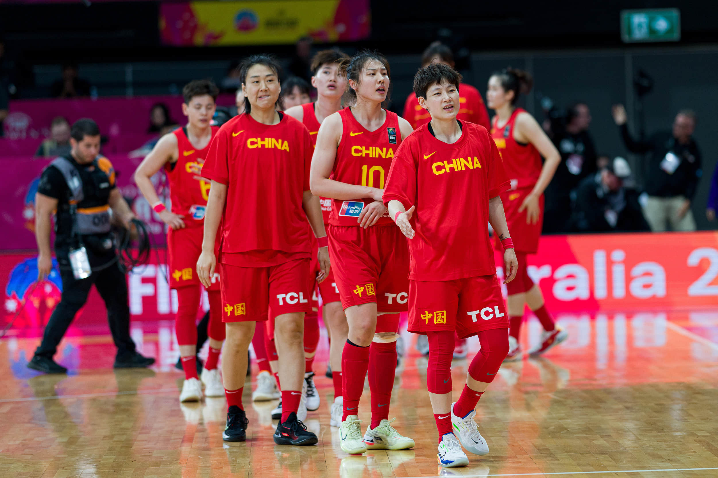 媒体人：亚洲杯中国女篮大概率半决赛碰澳洲，热身赛需要保留一些